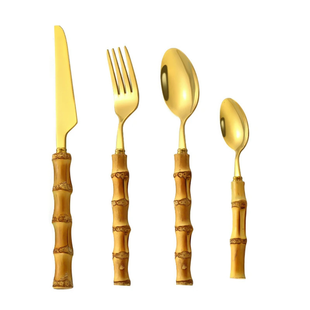Faqueiro Dourado em Aço Inox com Cabo de Bambu Natural
