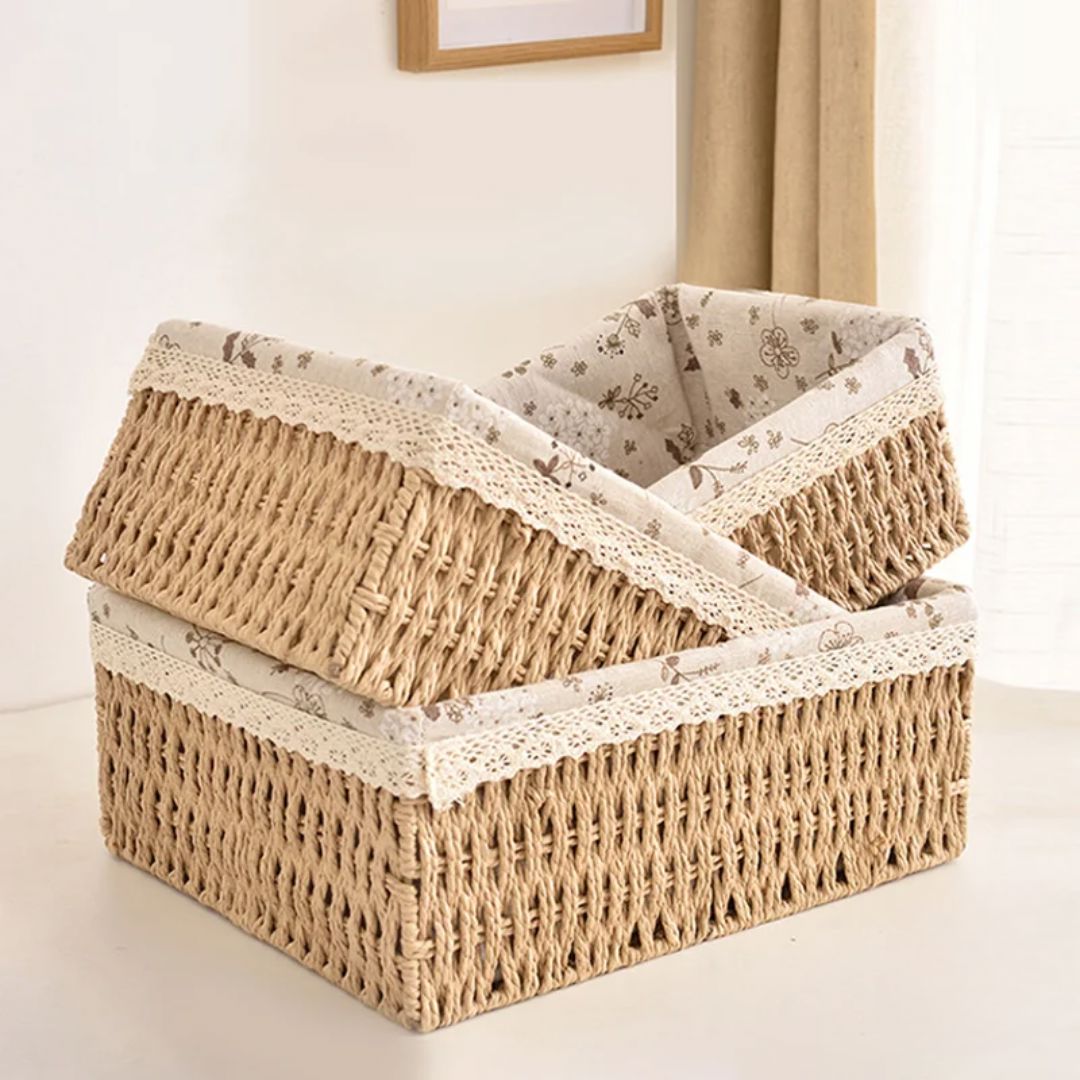 Cesta Bege Retangular de Rattan Plástico com Forro em Tecido