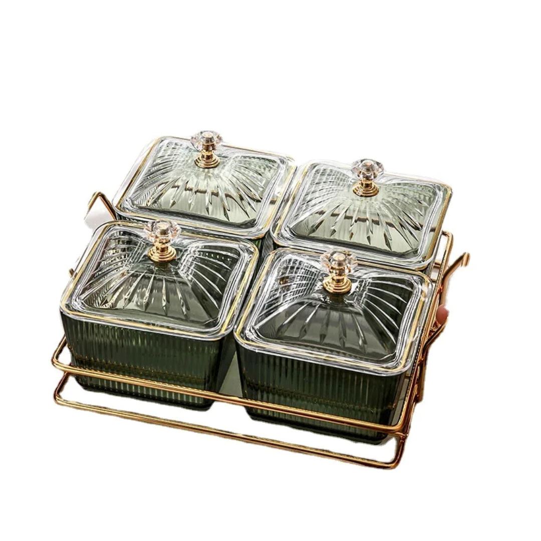 Petisqueira de Plástico com Tampa e Divisórias