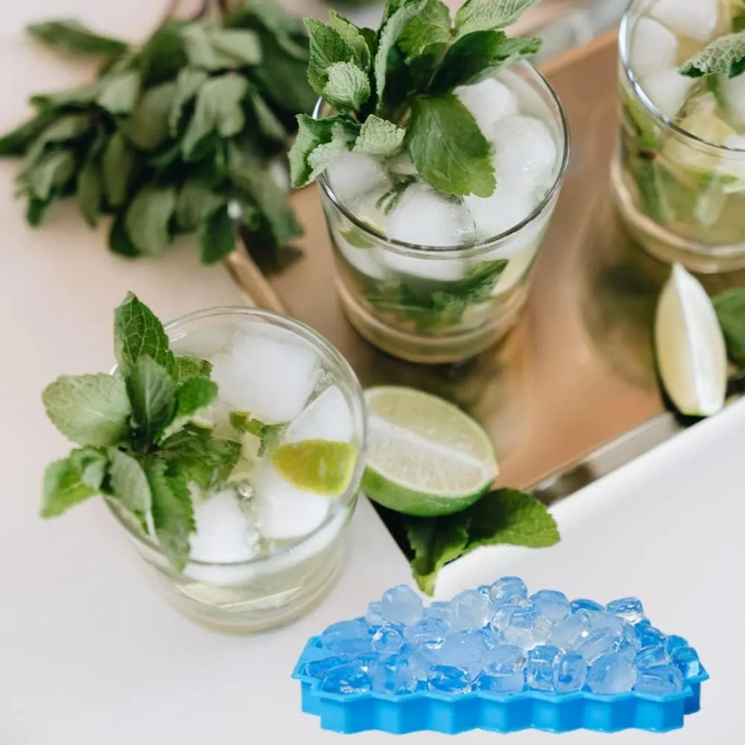 Forma de Silicone Gelo com Tampa Removível e 37 Cavidades