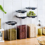 Pote Hermético de Plástico com Tampa e Design Empilhável